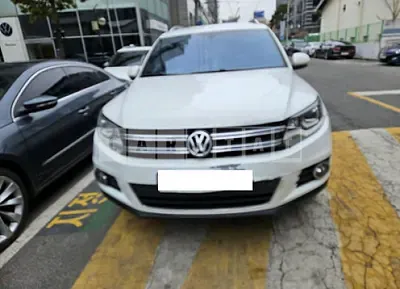 Photo 1 of 9: 2016 Volkswagen Tiguan 2.0 TDI BMT — Korean insurance auction