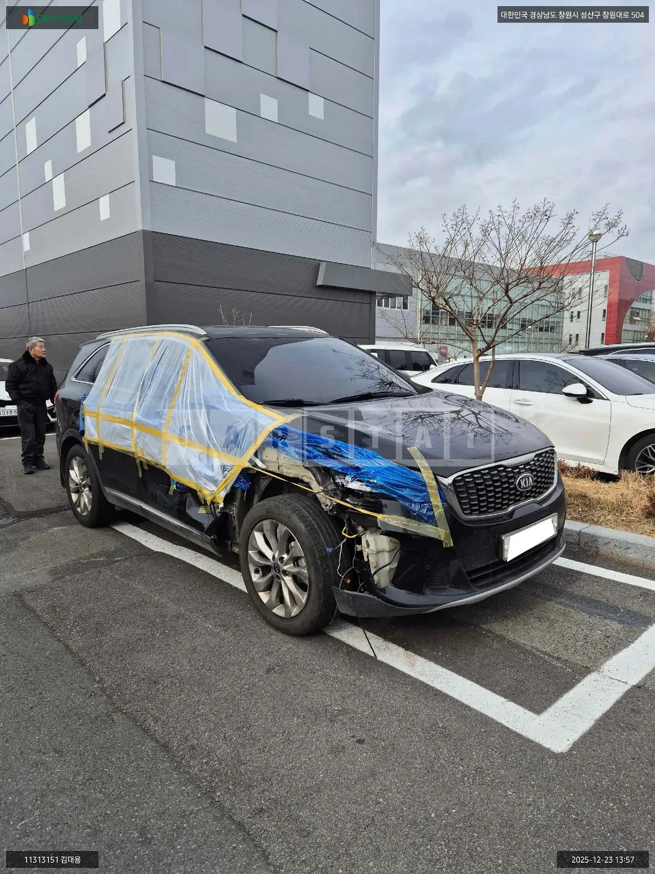 Photo 2 of 18: 2018 Kia Sorento, VIN KNAPS81BBJA466139 — Korean insurance auction