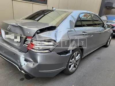 Photo 1 of 10: 2014 Mercedes-Benz E220 CDI — Korean insurance auction