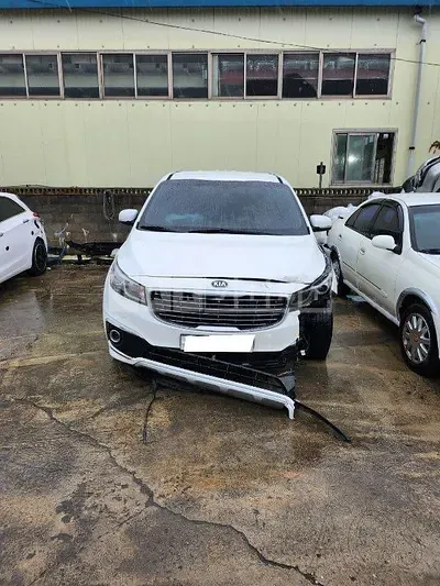 Photo 1 of 15: 2016 Kia Carnival, VIN KNAMB81ABGS217702 — Korean insurance auction
