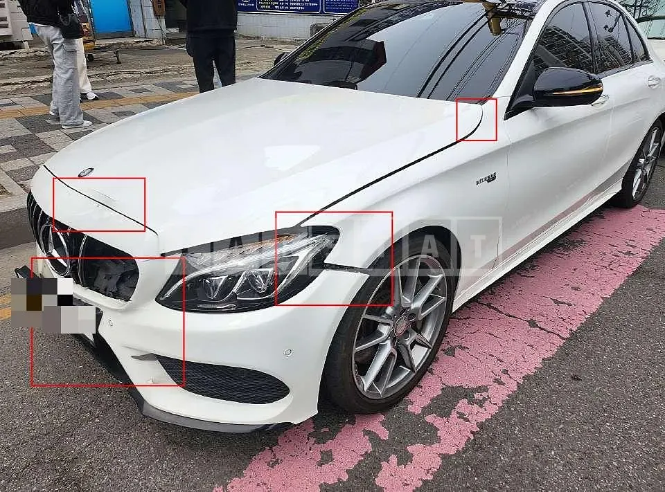 Photo 2 of 5: 2016 Mercedes-Benz C450 AMG 4Matic, VIN WDDWF6EB2GF298456 — Korean insurance auction
