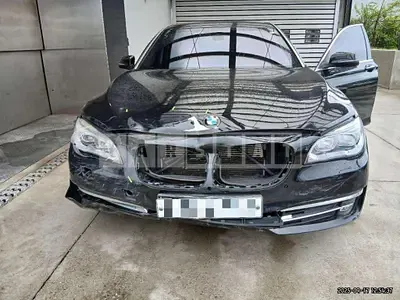 Photo 1 of 92: 2015 BMW 750Ld — Korean insurance auction