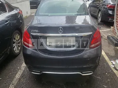 Photo 1 of 10: 2016 Mercedes-Benz C 220d, VIN WDDWF0EB5GR172667 — Korean insurance auction