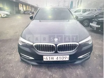 Photo 1 of 25: 2018 BMW 520i, VIN WBAJK7101JBP70779 — Korean insurance auction