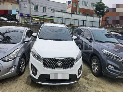 Photo 1 of 27: 2015 Kia Sorento 2.2 — Korean insurance auction