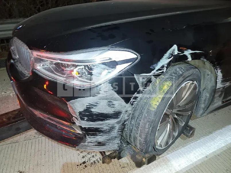 Photo 2 of 22: 2018 BMW 630d xDrive, VIN WBAJW8106JBK59210 — Korean insurance auction