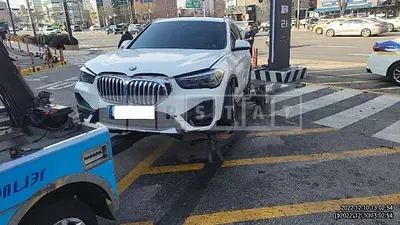 Photo 1 of 13: 2022 BMW X1 xDrive 20i, VIN WBA11DG0XN5U70185 — Korean insurance auction