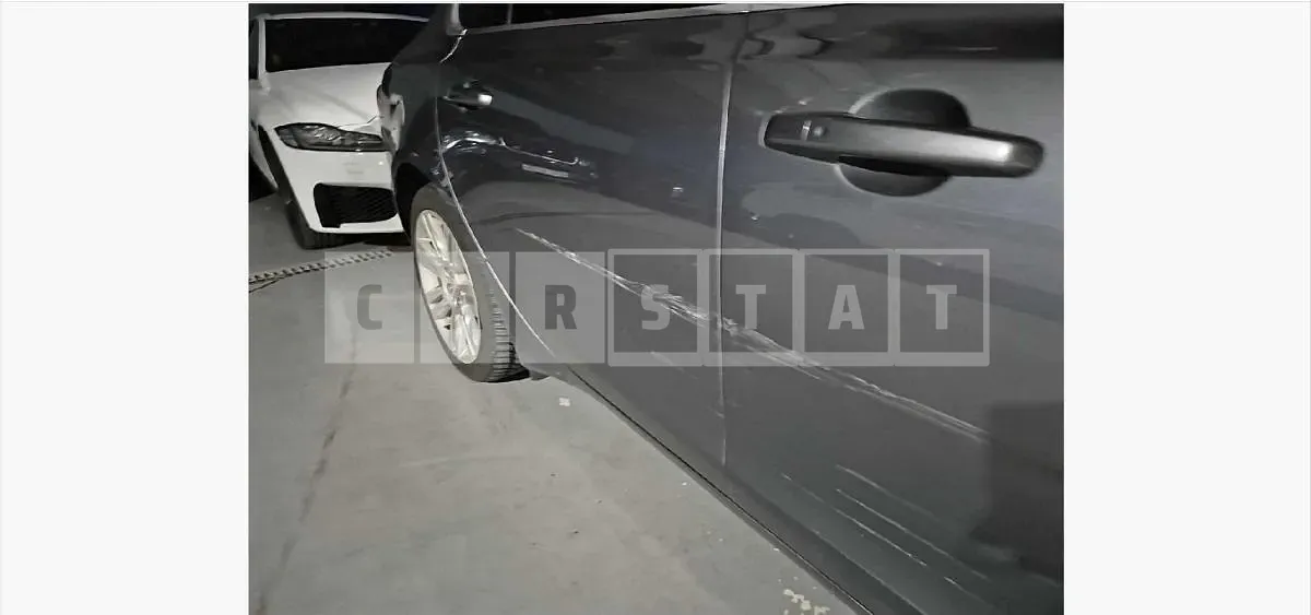 Photo 2 of 31: 2017 Jaguar XF 30d — Korean insurance auction