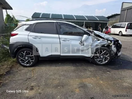 Photo 2 of 7: 2020 Hyundai Kona — Korean insurance auction