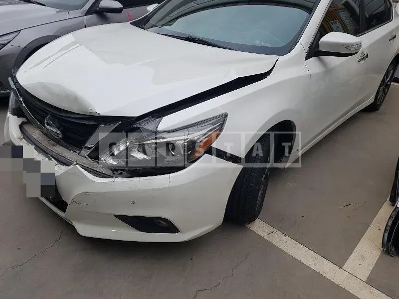 Photo 2 of 5: 2017 Nissan Altima 2.5 — Korean insurance auction