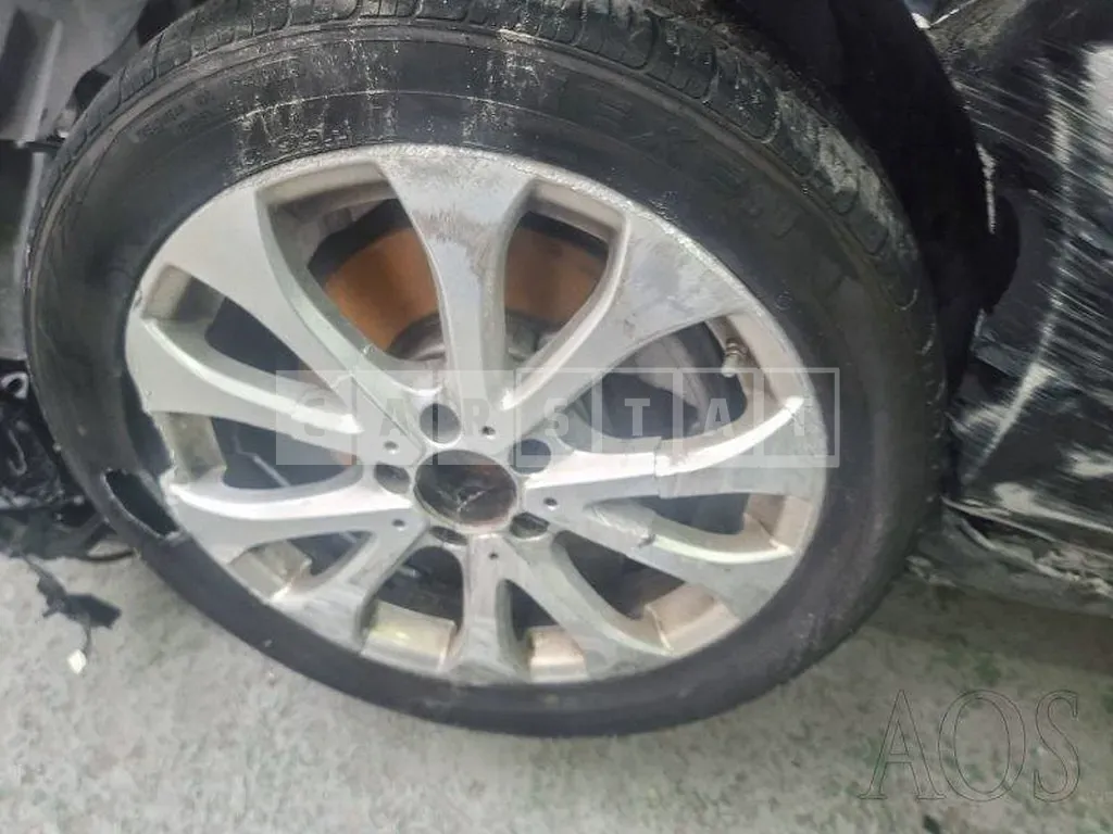 Photo 2 of 27: 2018 Mercedes-Benz E220 d, VIN WDDZF0EB9JA435052 — Korean insurance auction