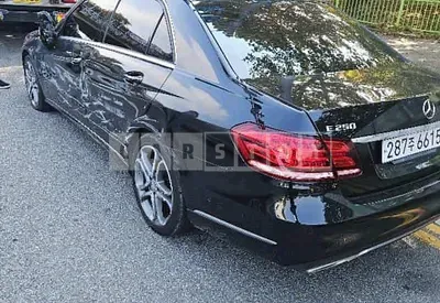 Photo 1 of 11: 2016 Mercedes-Benz E250 BlueTec 4Matic, VIN WDDHF9HB1GB300159 — Korean insurance auction