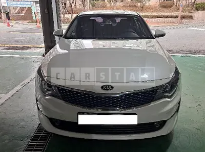 Photo 1 of 10: 2018 Kia K5, VIN KNAGS411BJA179738 — Korean insurance auction