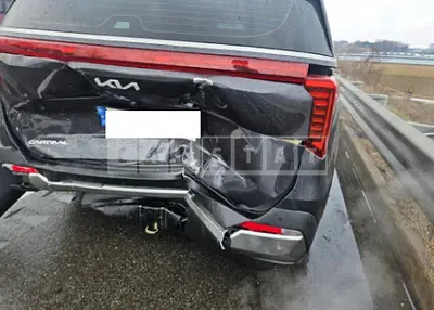 Photo 1 of 9: 2024 Kia Carnival — Korean insurance auction