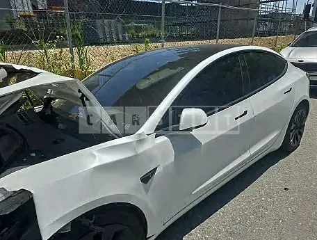 Photo 2 of 17: 2021 Tesla Model 3 — Korean insurance auction