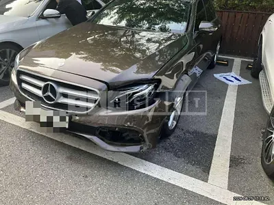 Photo 1 of 12: 2017 Mercedes-Benz E200 — Korean insurance auction