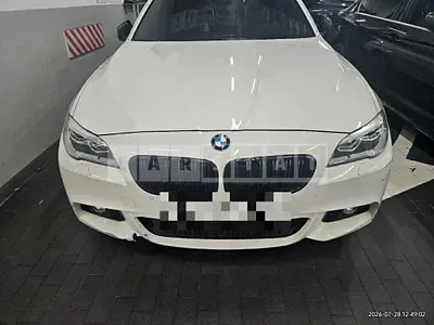 Photo 1 of 25: 2016 BMW 520d — Korean insurance auction