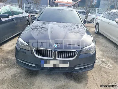 Photo 1 of 18: 2015 BMW 520d xDrive, VIN WBA5E7106FG153879 — Korean insurance auction