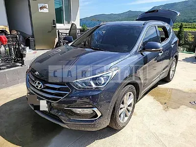 Photo 1 of 6: 2017 Hyundai Calm Santa Fe 2.0 — Korean insurance auction