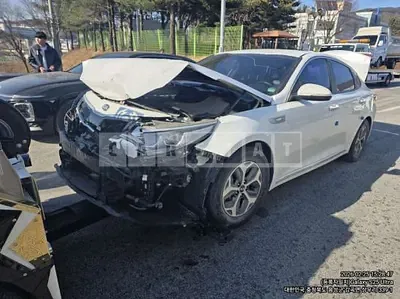 Photo 1 of 5: 2019 Kia K5, VIN KNAGT41EBKA033892 — Korean insurance auction
