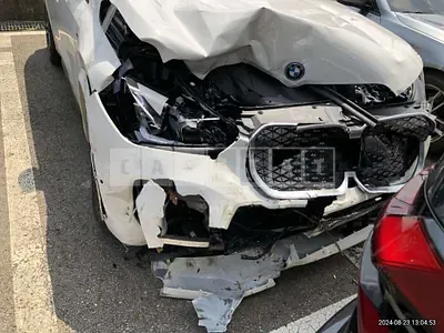 Photo 1 of 17: 2024 BMW iX1 xDrive30 — Korean insurance auction