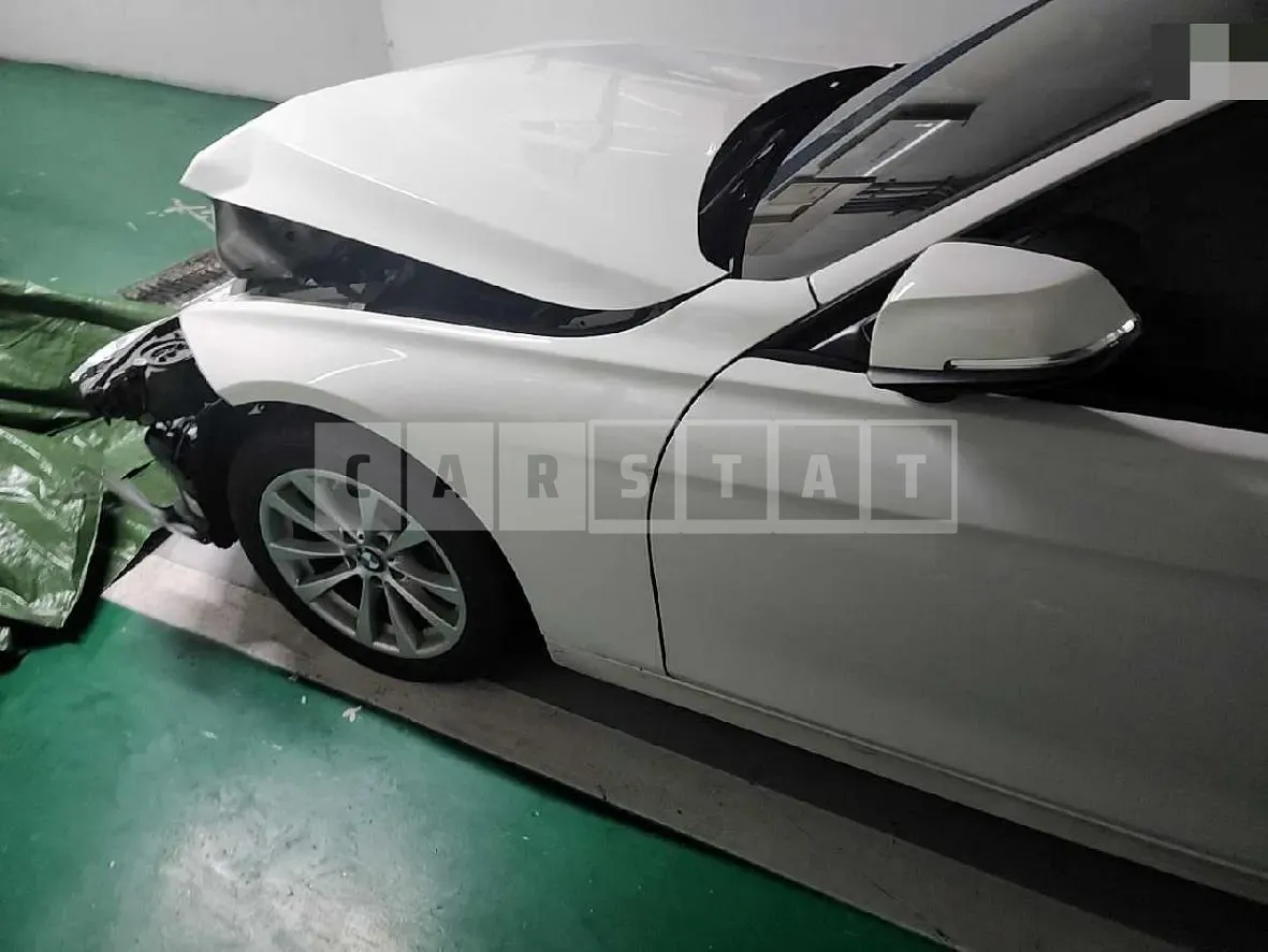 Photo 2 of 10: 2016 BMW 320d — Korean insurance auction