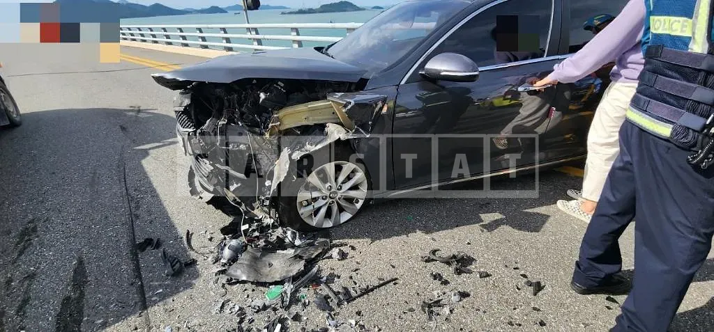 Photo 2 of 6: 2015 Kia K5 2.0, VIN KNAGX411BGA026358 — Korean insurance auction