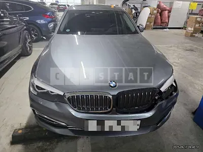 Photo 1 of 16: 2020 BMW 520i Luxury — Korean insurance auction