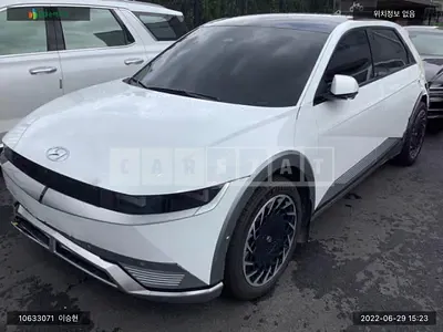 Photo 1 of 16: 2022 Hyundai Ionic 5, VIN KMHKR81CPNU078355 — Korean insurance auction