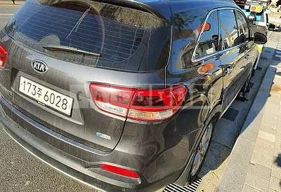 Photo 1 of 25: 2016 Kia Sorento, VIN KNAPK81ABGA158688 — Korean insurance auction