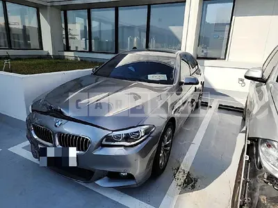 Photo 1 of 13: 2015 BMW 520d, VIN WBA5E5104GG067525 — Korean insurance auction