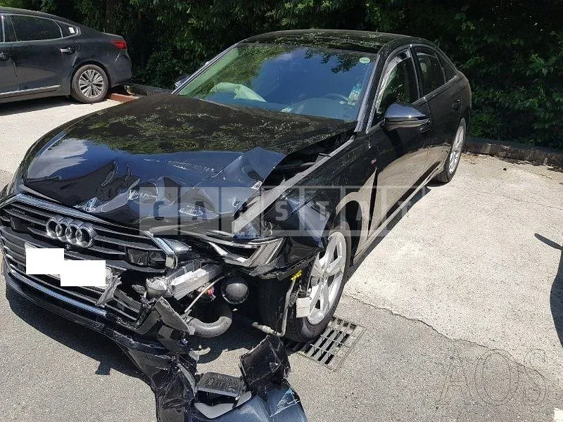 Photo 2 of 22: 2020 Audi A6 45 TFSI quattro, VIN WAUZZZF25LN009114 — Korean insurance auction
