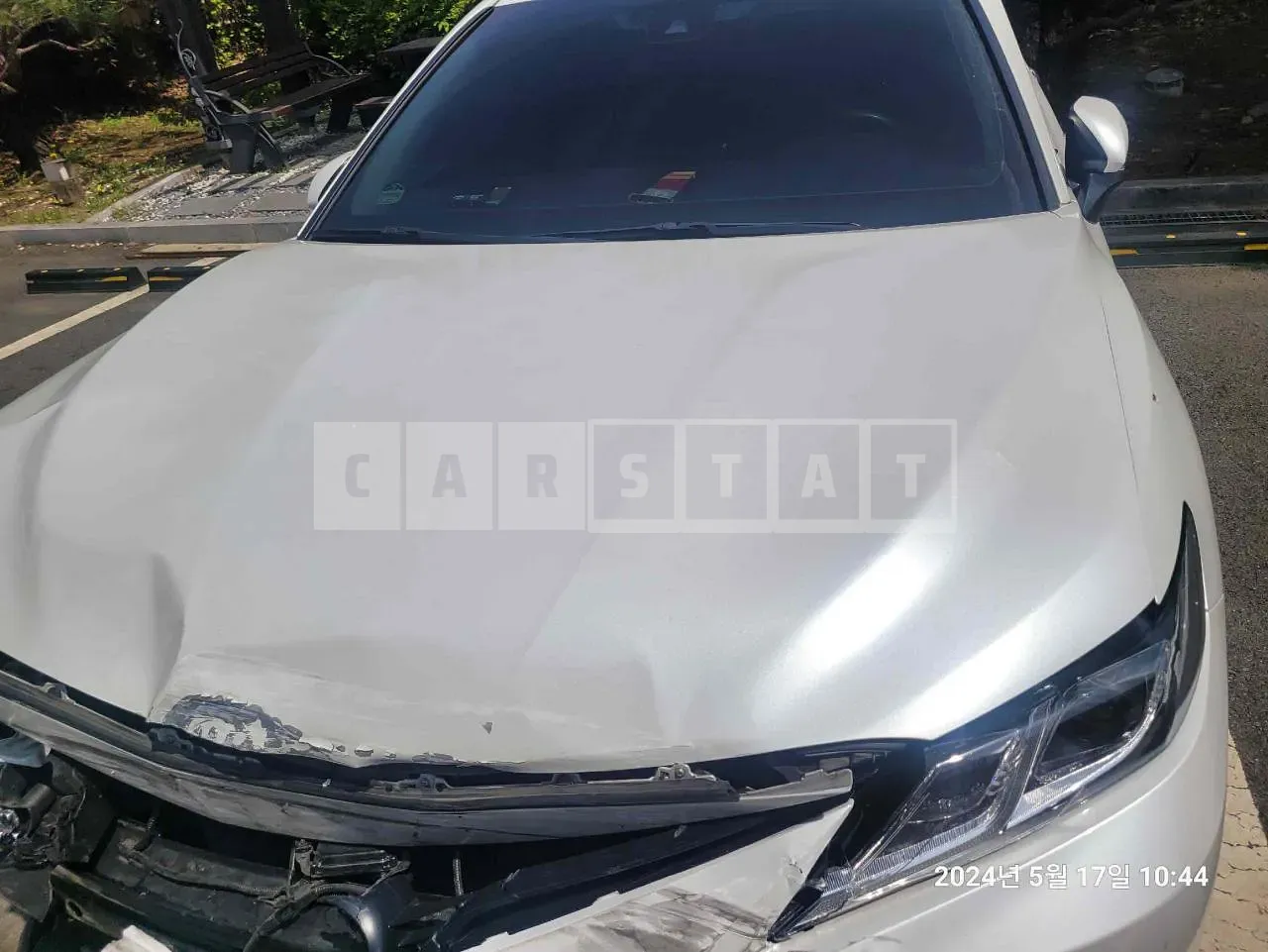 Photo 2 of 22: 2021 Toyota Camry Hybrid, VIN JTNBA1HK4N3009786 — Korean insurance auction