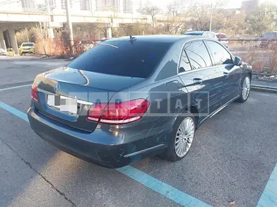 Photo 1 of 15: 2015 Mercedes-Benz E300 — Korean insurance auction