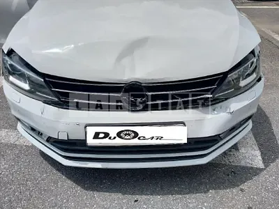 Photo 1 of 15: 2015 Volkswagen Jetta 2.0 TDI BMT Premium, VIN WVWZZZ16ZFM041275 — Korean insurance auction