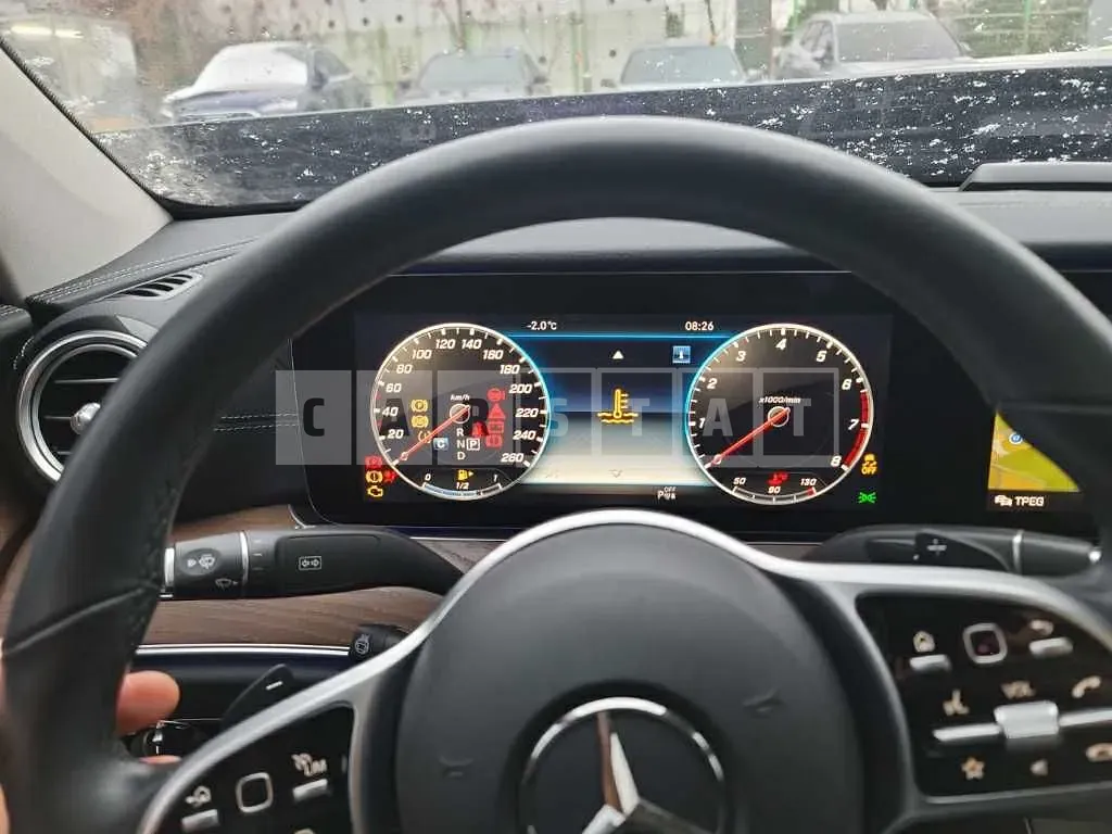 Photo 2 of 44: 2019 Mercedes-Benz E300 4Matic — Korean insurance auction