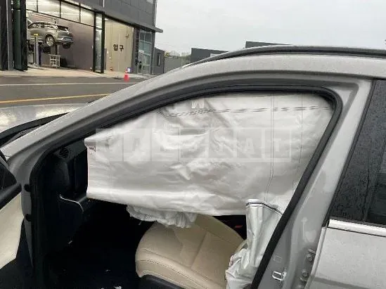 Photo 2 of 49: 2023 Hyundai Kona Electric — Korean insurance auction