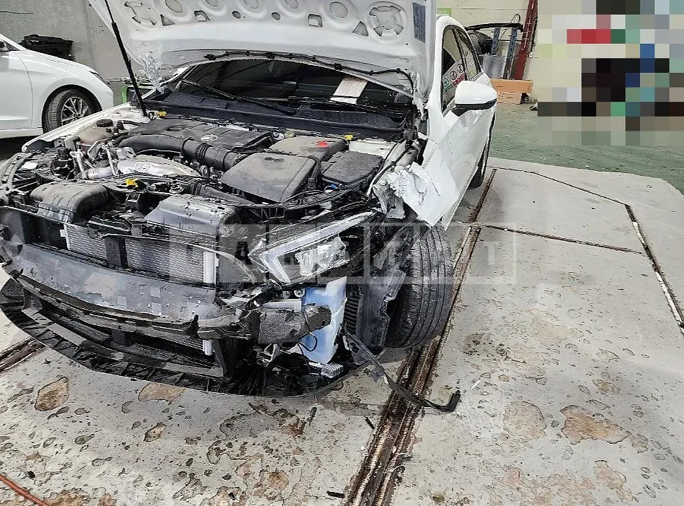 Photo 2 of 8: 2019 Mercedes-Benz A220, VIN WDD3F4EB2KJ071555 — Korean insurance auction