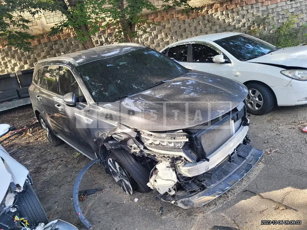 Photo 2 of 20: 2021 Kia Sorento 2.2, VIN KNARH81BGMA100573 — Korean insurance auction