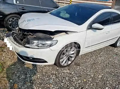 Photo 1 of 10: 2015 Volkswagen CC 2.0 TDI Blue Motion, VIN WVWZZZ3CZFE821503 — Korean insurance auction