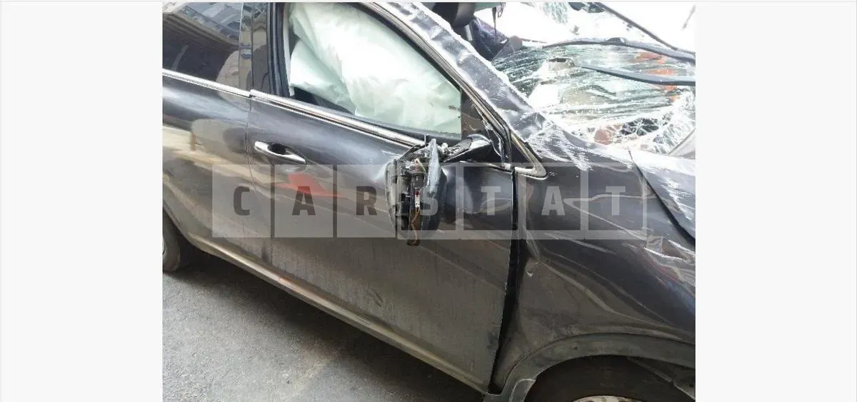 Photo 2 of 17: 2018 Kia Sorento, VIN KNAPF81ABKA487399 — Korean insurance auction