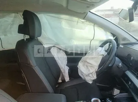 Photo 2 of 24: 2023 Kia Sportage, VIN KNAPV81BGPK209751 — Korean insurance auction