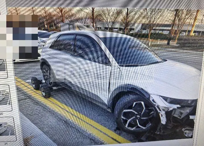 Photo 2 of 15: 2021 Hyundai IONIQ 5 Electric Car AWD — Korean insurance auction
