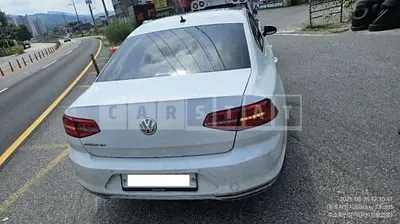 Photo 1 of 9: 2018 Volkswagen Passat GT 2.0TDI — Korean insurance auction