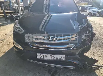 Photo 1 of 12: 2015 Hyundai Santa Fe, VIN KMHSW81UDFU368820 — Korean insurance auction