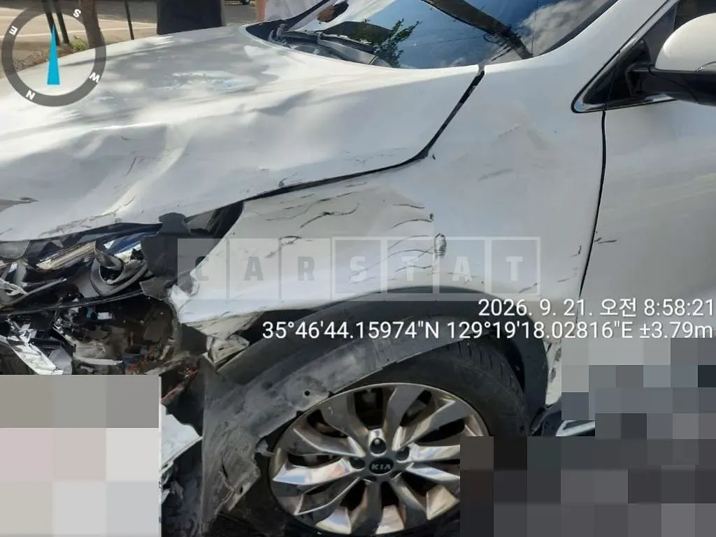 Photo 2 of 5: 2018 Kia Sorento 2.0 — Korean insurance auction
