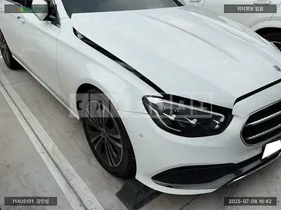Photo 1 of 23: 2022 Mercedes-Benz E250, VIN W1KZF4FB1NB076785 — Korean insurance auction