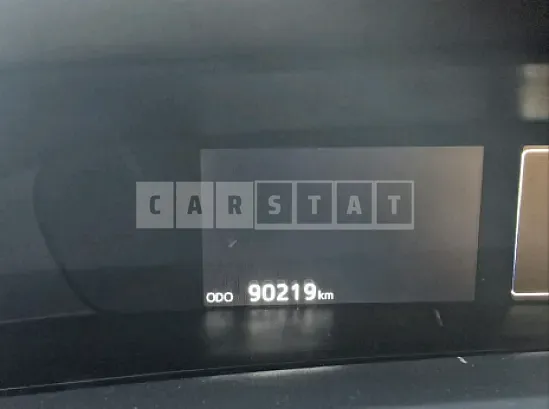Photo 2 of 13: 2018 Toyota Prius — Korean insurance auction