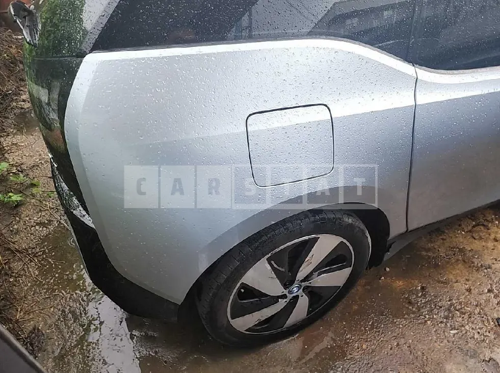 Photo 2 of 50: 2016 BMW i3 — Korean insurance auction