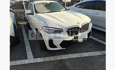 Photo 1 of 6: 2022 BMW X4 xDrive20i — Korean insurance auction